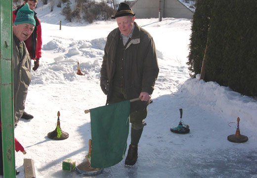 2005_eisstock07